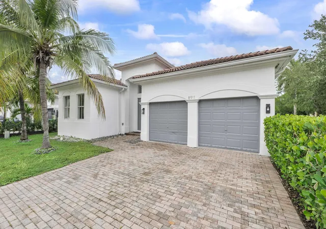 Photo 3 of Single family home for sale at 8911 Nw 178th Lane, Hialeah, FL 33018 | MLS# B26075160 | Listing updated on 2026-10-08