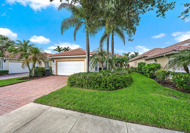 Photo 2 of Single family home for sale at 9032 Se Eldorado Way, Hobe Sound, FL 33455 | MLS# B26075296 | Listing updated on 2026-10-10