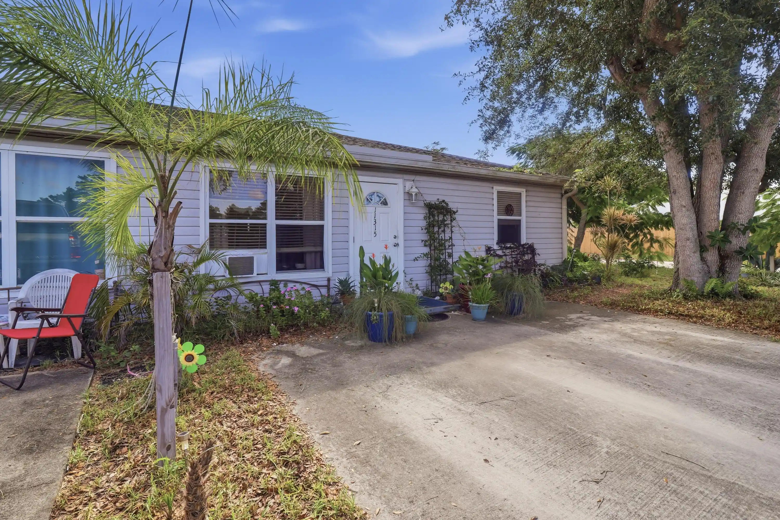 Photo 1 of Sale Pending at 11315 Se Gold Ave, Hobe Sound, FL 33455 | MLS# B26075328 | Listing updated on 2026-10-19