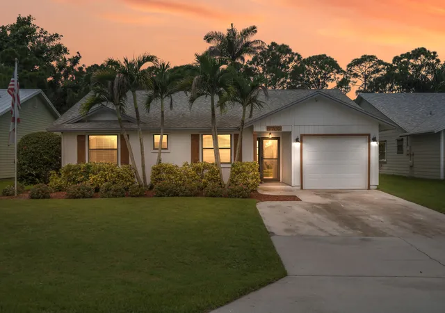 Photo 2 of Single family home for sale at 6702 Se Raintree Ave, Stuart, FL 34997 | MLS# B26075522 | Listing updated on 2026-10-08