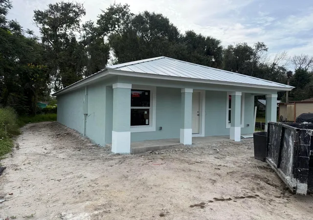 Photo 1 of Single family home for sale at 110 S 21st Street, Fort Pierce, FL 34950 | MLS# B26075661 | Listing updated on 2026-09-23