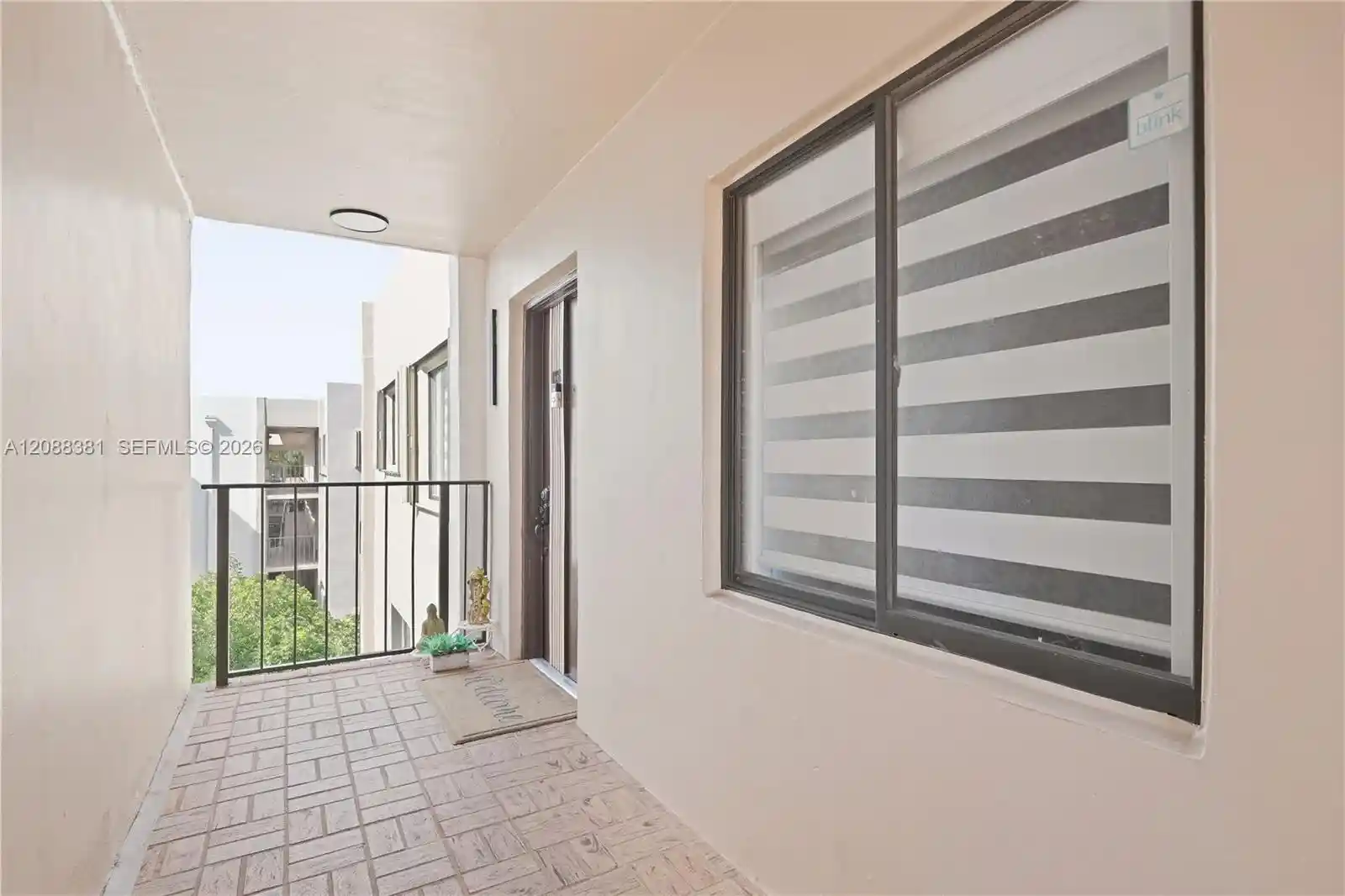 Listing Photo 1 - Condo for sale in 8420 SW 133rd Ave Rd located at 8420 SW 133rd Ave Rd, Miami, FL 33183 - Unit #407