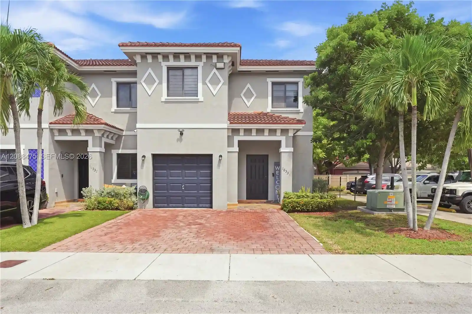Townhouse for sale at 16335 SW 44th Terrace, Miami, FL 33185 | MLS# A12088475