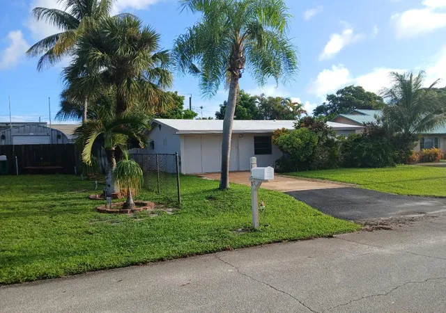 Photo 15 of Single family home for sale at 1075 James Rd, Lantana, FL 33462 | MLS# B26076327 | Listing updated on 2026-10-08