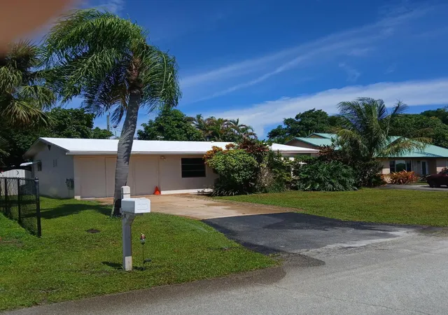 Single family home for sale at 1075 James Rd, Lantana, FL 33462 | MLS# B26076327
