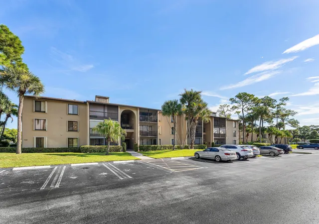 Photo 2 of Condo for sale at 708 Sunny Pine Way #H2, Greenacres, FL 33415 | MLS# B26076370 | Listing updated on 2026-10-03