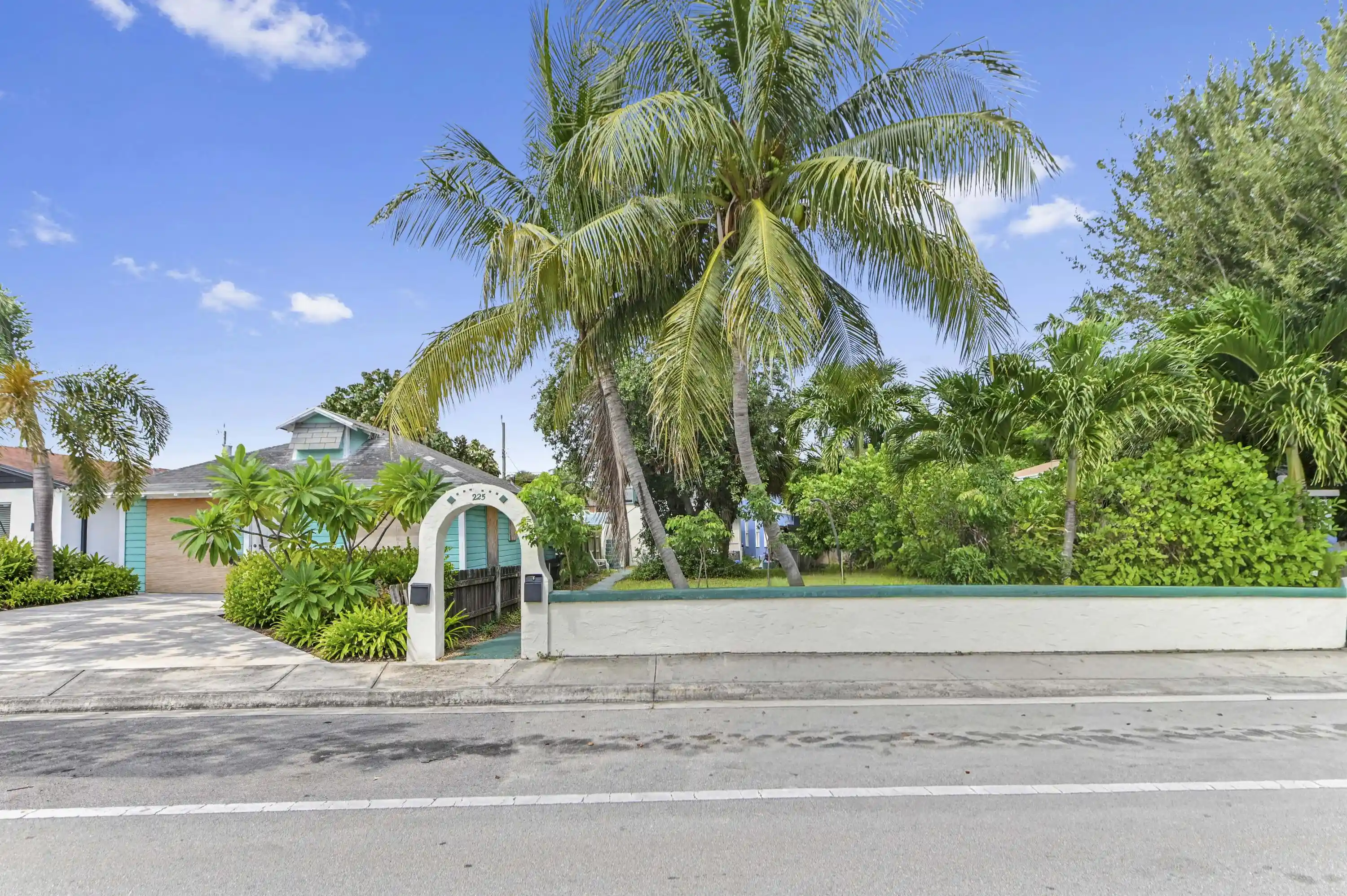 Photo 1 of Multi family home for sale at 225 N M St #1, Lake Worth Beach, FL 33460 | MLS# B26076478 | Listing updated on 2026-10-27