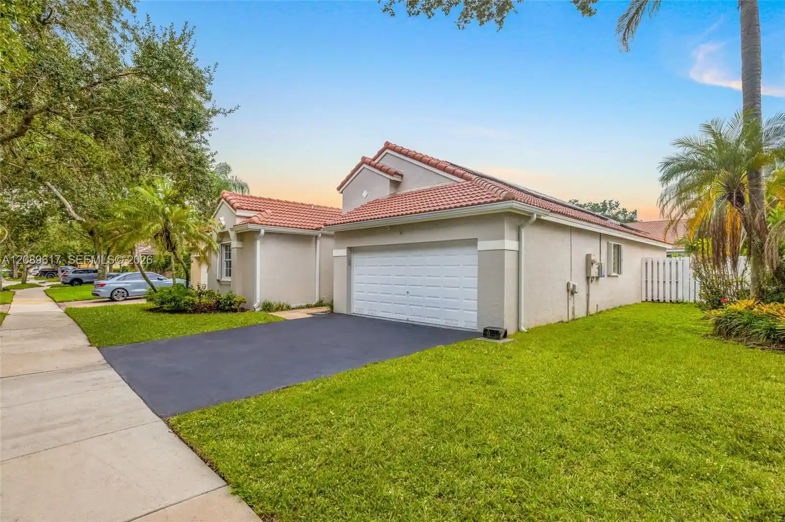 Single family home for sale at 1315 Bayview Cir, Weston, FL 33326 | MLS# A12089617