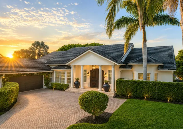 Photo 3 of Single family home for sale at 13199 Halifax Ct, Wellington, FL 33414 | MLS# B26076730 | Listing updated on 2026-10-02