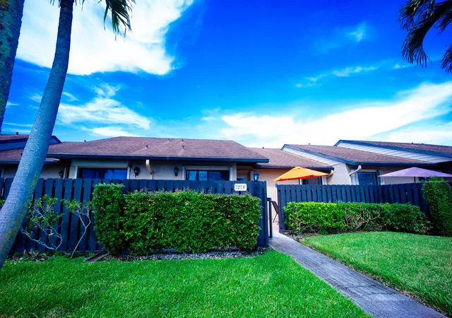 Photo 3 of Single family home for sale at 727 Sunny Pine Way #F, Greenacres, FL 33415 | MLS# B26076731 | Listing updated on 2026-10-06
