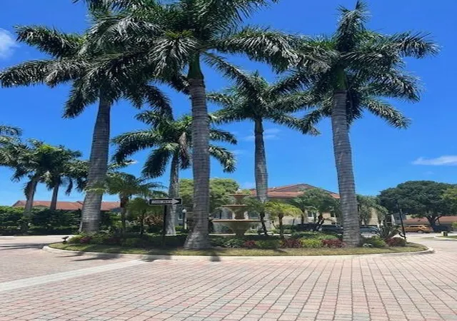 Condo for sale at 201 Villa Cir #201, Boynton Beach, FL 33435 | MLS# B26076733