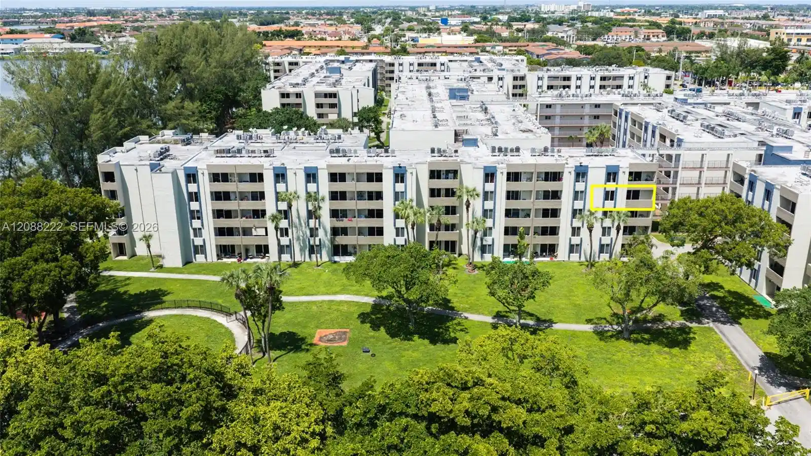 Listing Photo 1 - Condo for sale in 10000 Nw 80Th Ct located at 10000 Nw 80Th Ct, Hialeah, FL 33016 - Unit #2432
