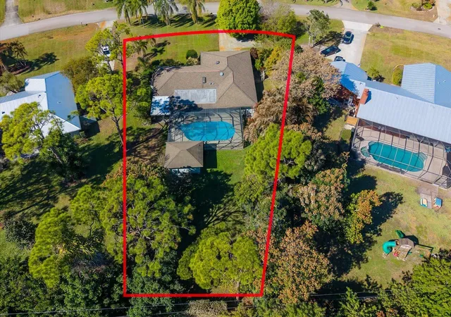 Photo 2 of Single family home for sale at 571 Ne Town Ter, Jensen Beach, FL 34957 | MLS# B26076875 | Listing updated on 2026-10-07