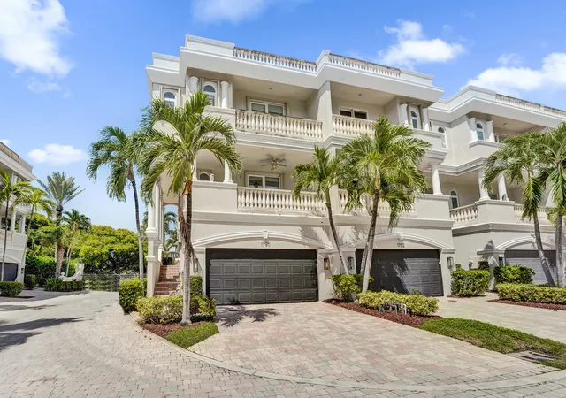 Townhouse for sale at 1780 Bay Dr, Pompano Beach, FL 33062 | MLS# B26077148