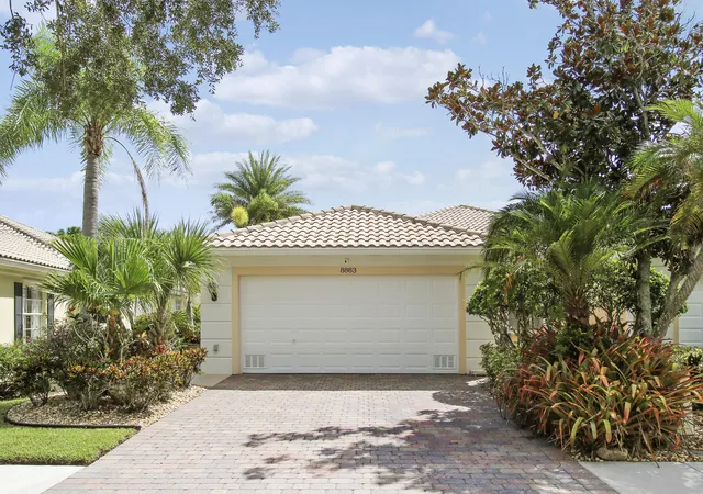 Photo 1 of Single family home for sale at 8863 Se Retreat Dr, Hobe Sound, FL 33455 | MLS# B26077146 | Listing updated on 2026-10-03