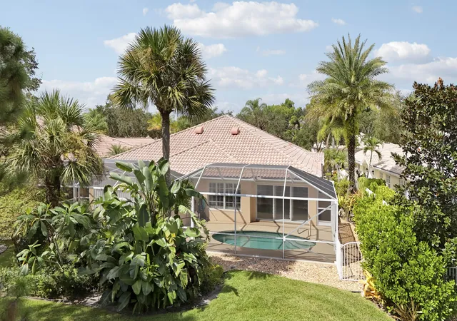 Photo 2 of Single family home for sale at 8863 Se Retreat Dr, Hobe Sound, FL 33455 | MLS# B26077146 | Listing updated on 2026-10-03