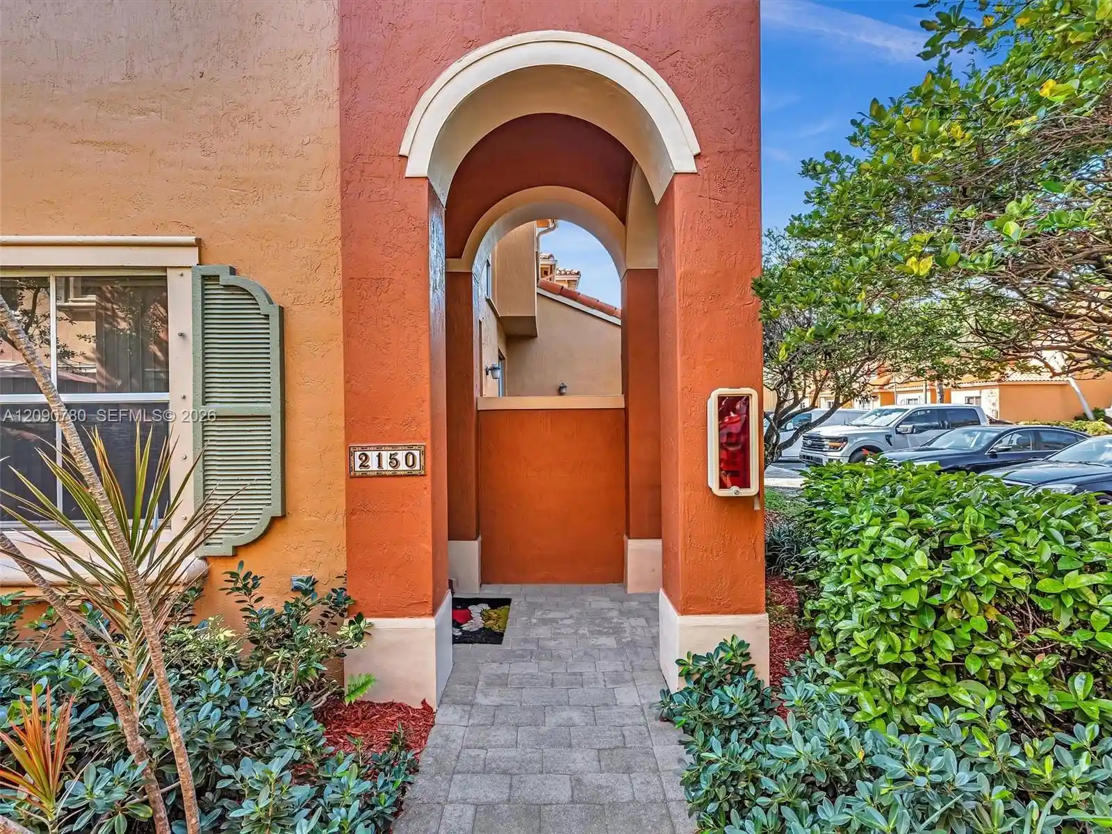 Listing Photo 1 - Condo for sale in 2150 Anchor Ct located at 2150 Anchor Ct, Dania Beach, FL 33312 - Unit #2310