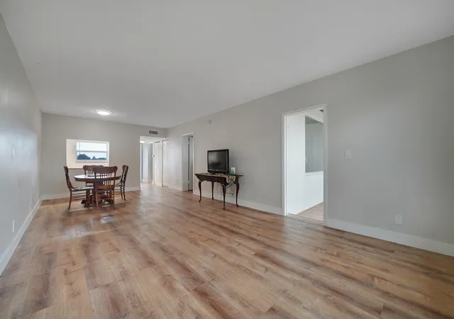 Photo 2 of Condo for sale at 6005 Del Lago Cir #311, Sunrise, FL 33313 | MLS# B26077216 | Listing updated on 2026-10-10