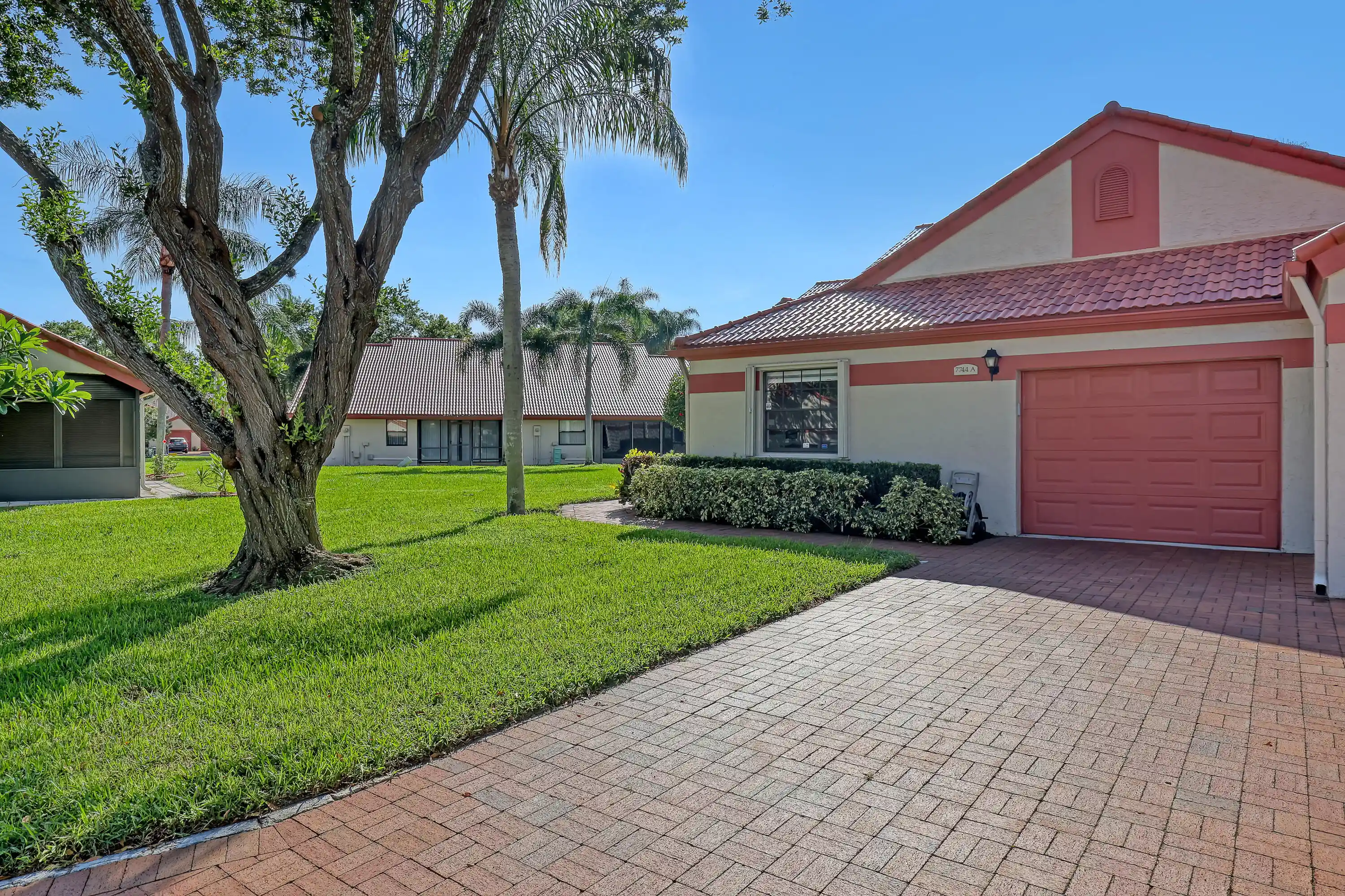 Single family home for sale at 7744 Lexington Clb Blvd, Delray Beach, FL 33446 | MLS# B26077218