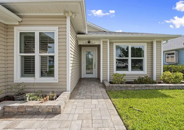 Photo 2 of Sale Pending at 550 Paurotis Ln, Fort Pierce, FL 34982 | MLS# B26077230 | Listing updated on 2026-10-10