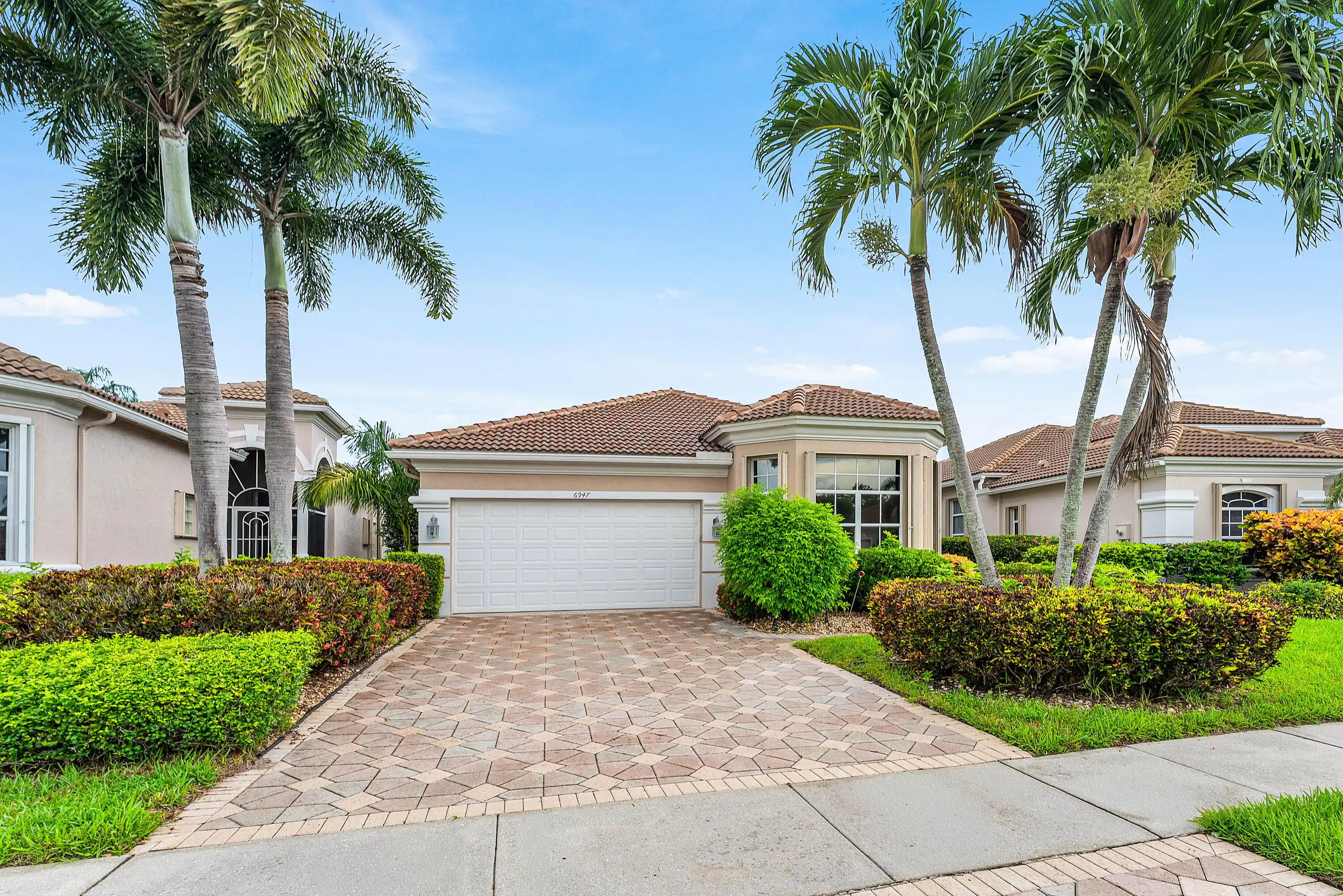 Photo 1 of Single family home for sale at 6947 Fairway Lakes Dr, Boynton Beach, FL 33472 | MLS# B26077245 | Listing updated on 2026-10-27
