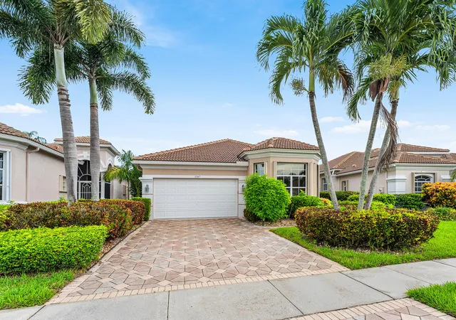 Photo 1 of Single family home for sale at 6947 Fairway Lakes Dr, Boynton Beach, FL 33472 | MLS# B26077245 | Listing updated on 2026-10-10