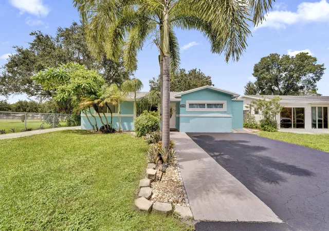 Photo 1 of Single family home for sale at 5081 Sw 29th Way, Fort Lauderdale, FL 33312 | MLS# B26077267 | Listing updated on 2026-10-01