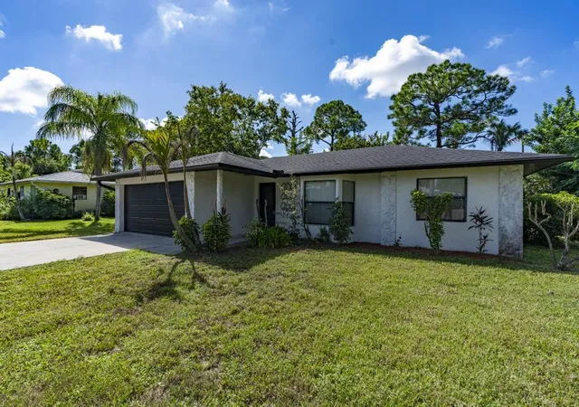 Photo 3 of Single family home for sale at 6801 Pensacola Rd, Fort Pierce, FL 34951 | MLS# B26077283 | Listing updated on 2026-10-02