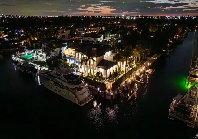 Photo 3 of Mansion for sale at 2457 Ne 26th Street, Lighthouse Point, FL 33064 | MLS# B26077325 | Listing updated on 2026-09-23