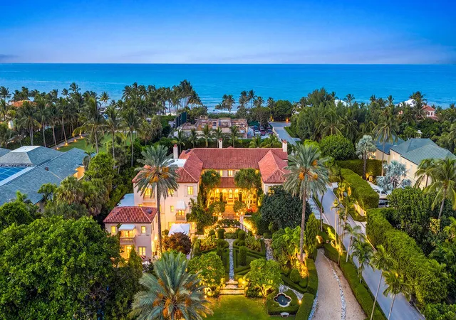 Photo 2 of Mansion for sale at 111 Via Del Lago, Palm Beach, FL 33480 | MLS# B26077347 | Listing updated on 2026-10-10
