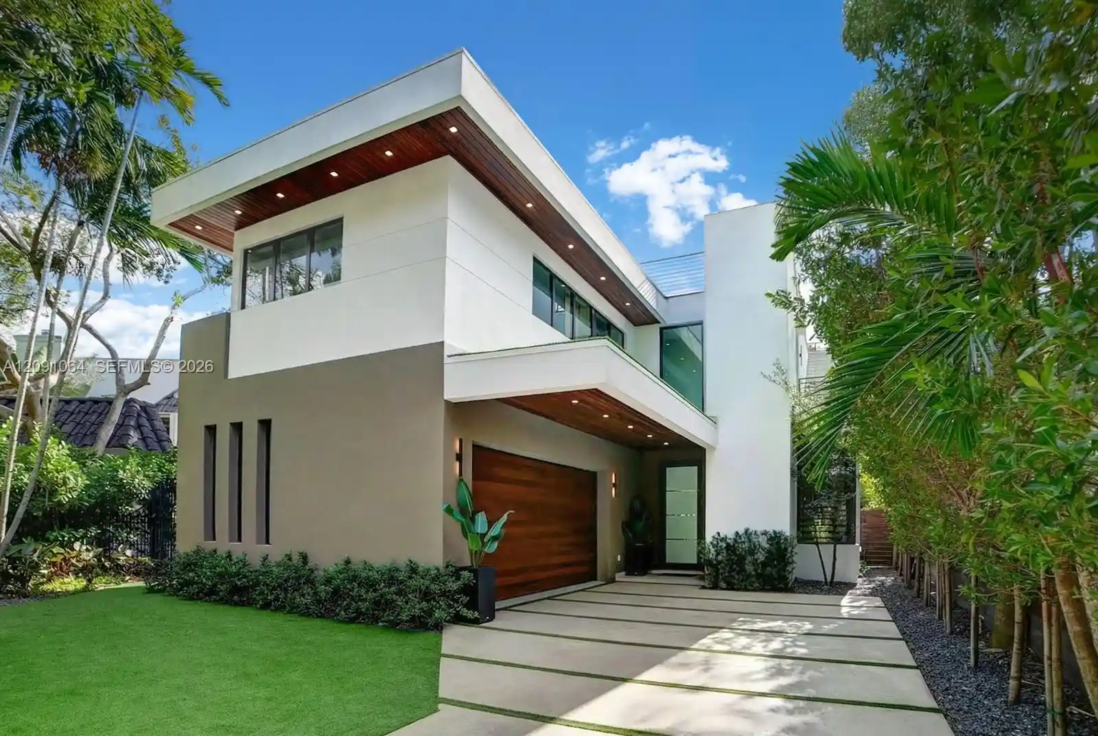 Photo 1 of Single family home for sale at 1780 Chucunantah Rd, Miami, FL 33133 | MLS# A12091064 | Listing updated on 2026-10-27