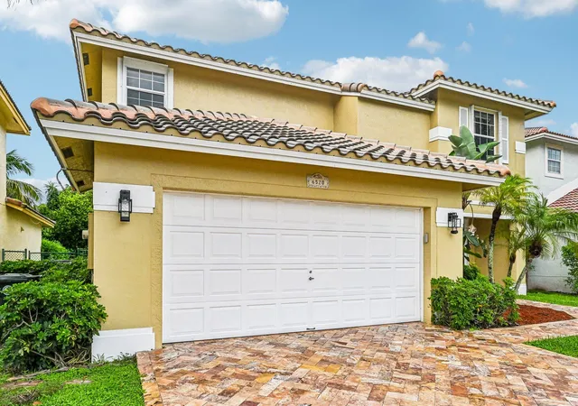 Photo 3 of Single family home for sale at 6520 Nw 41st Terrace, Coconut Creek, FL 33073 | MLS# B26077400 | Listing updated on 2026-10-02