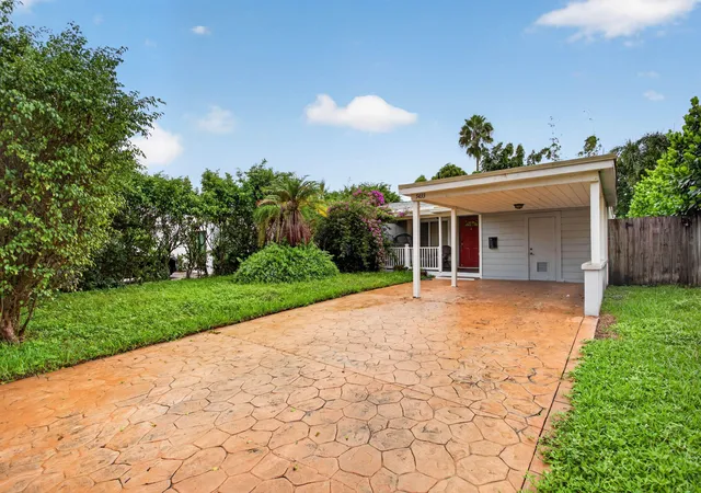 Photo 2 of Single family home for sale at 5433 Ne 5th Avenue, Fort Lauderdale, FL 33334 | MLS# B26077401 | Listing updated on 2026-10-01