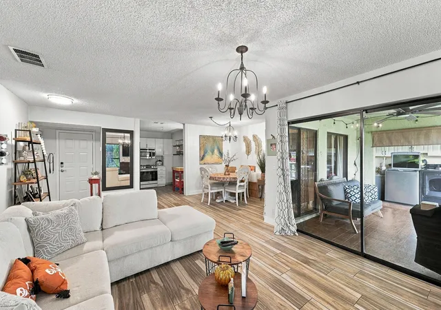 Listing Photo 4 - Condo for sale in building located at 3715 NW 35th St, Coconut Creek, FL 33066 - Unit #1699