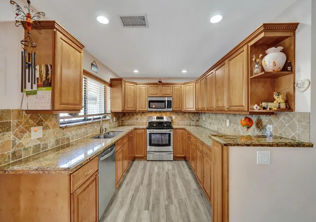 Photo 1 of Single family home for sale at 9355 Nw 18th Drive, Plantation, FL 33322 | MLS# B26077445 | Listing updated on 2026-09-29