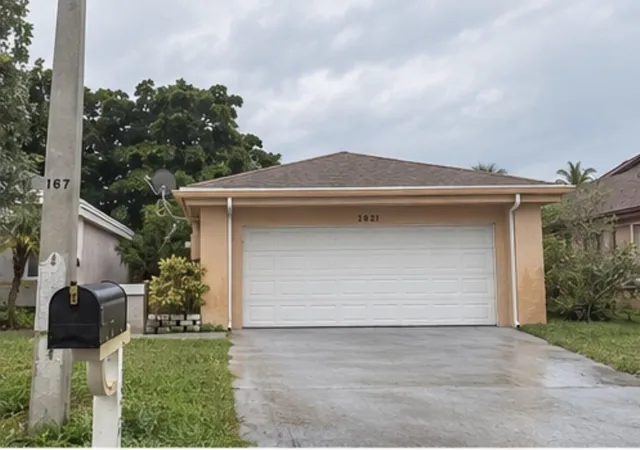 Photo 3 of Single family home for sale at 2021 Nw 35th Terrace, Coconut Creek, FL 33066 | MLS# B26077570 | Listing updated on 2026-09-23