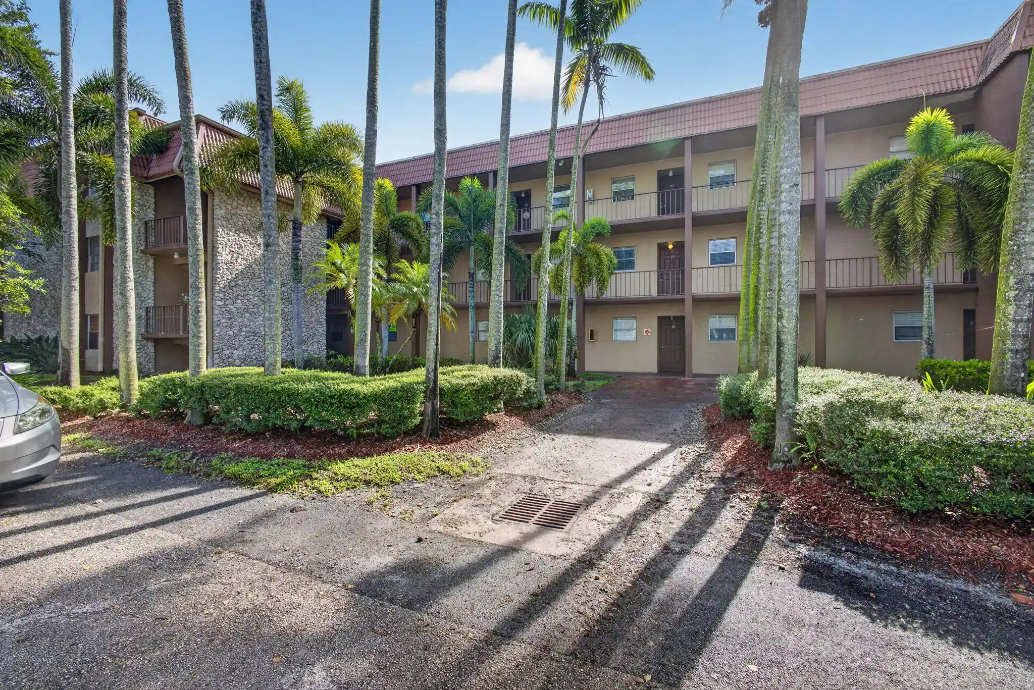 Listing Photo 1 - Condo for sale in 120 Sparrow Dr located at 120 Sparrow Dr, Royal Palm Beach, FL 33411 - Unit #304