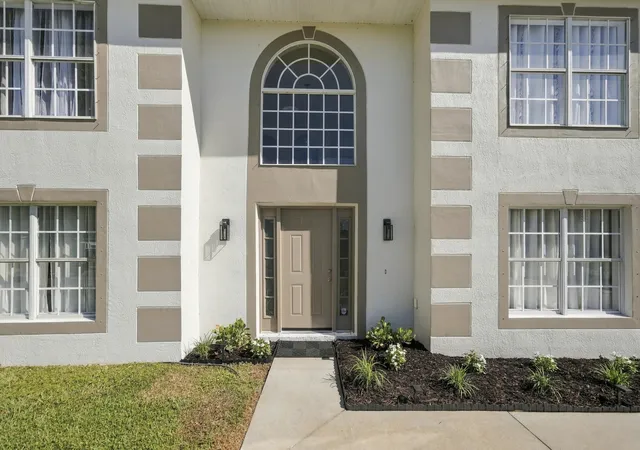 Photo 3 of Single family home for sale at 502 Sw Croton Ave, Sebastian, FL 32958 | MLS# B26077610 | Listing updated on 2026-10-10