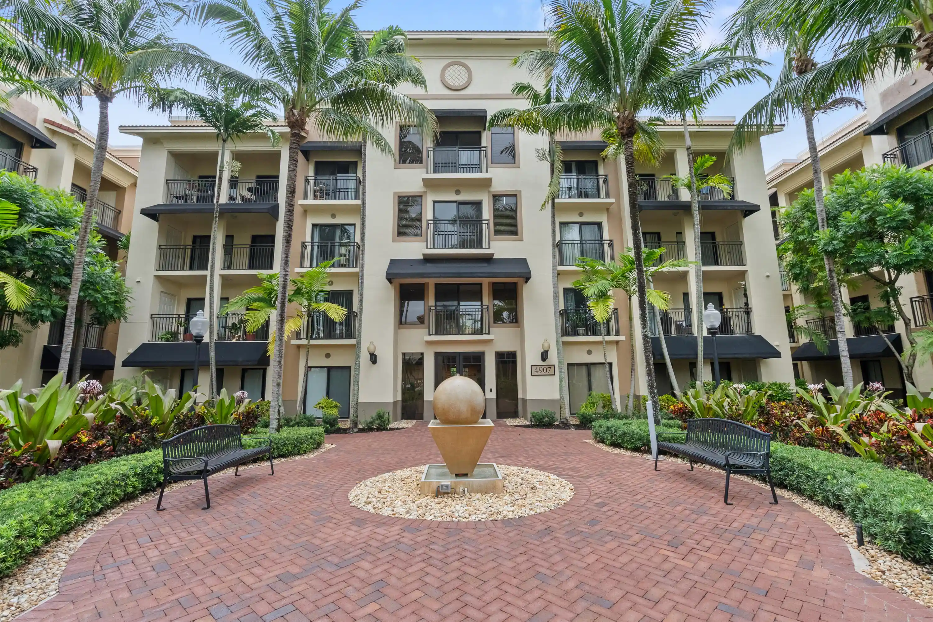 Listing Photo 1 - Condo for sale in 4907 Midtown Ln located at 4907 Midtown Ln, Palm Beach Gardens, FL 33418 - Unit #1306