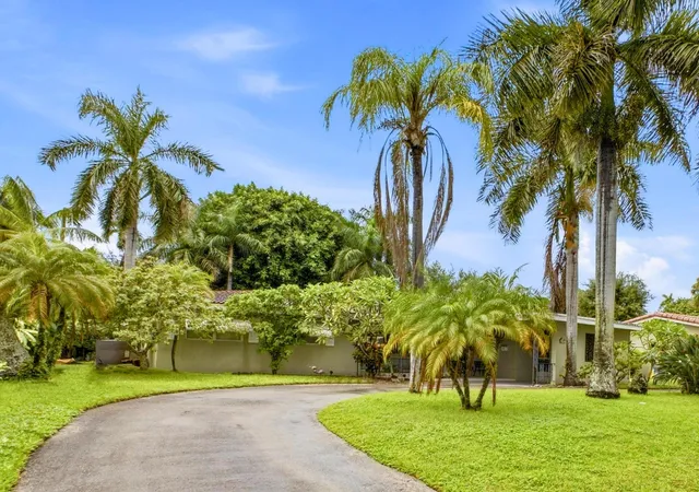 Single family home for sale at 151 SW 8th Avenue, Boca Raton, FL 33486 | MLS# B26077693 | Listing updated on 2026-10-10