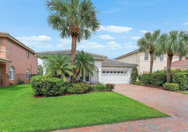 Photo 3 of Single family home for sale at 310 Venice Blvd #310, West Palm Beach, FL 33411 | MLS# B26077717 | Listing updated on 2026-10-01