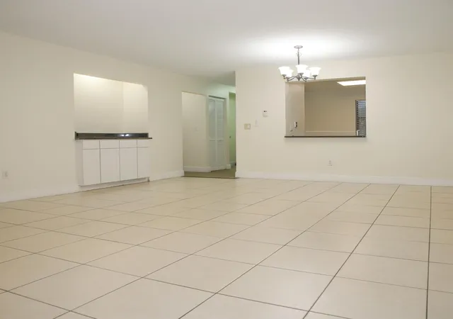 Photo 2 of Condo for sale at 2007 W Lakeview Dr, Royal Palm Beach, FL 33411 | MLS# B26077865 | Listing updated on 2026-10-03