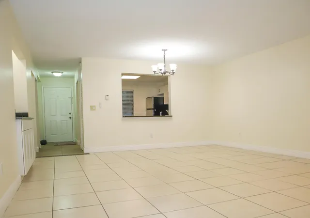 Photo 3 of Condo for sale at 2007 W Lakeview Dr, Royal Palm Beach, FL 33411 | MLS# B26077865 | Listing updated on 2026-10-03