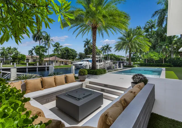 Single family home for sale at 2423 Castilla Isle, Fort Lauderdale, FL 33301 | MLS# B26077891