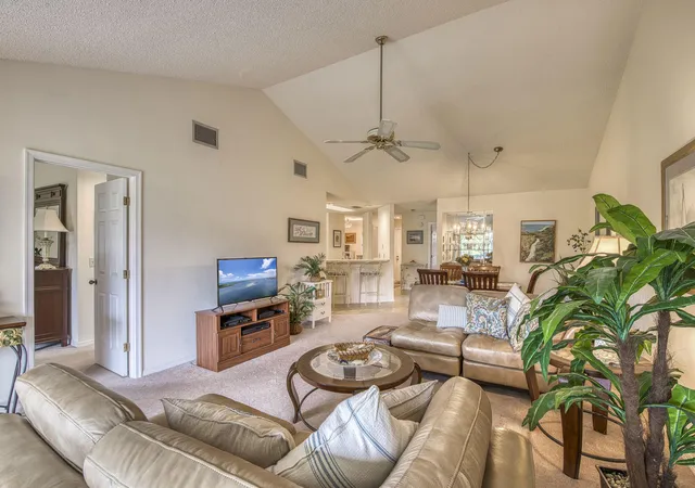 Condo for sale at 6275 SE Charleston Pl #B203, Hobe Sound, FL 33455 | MLS# B26077963