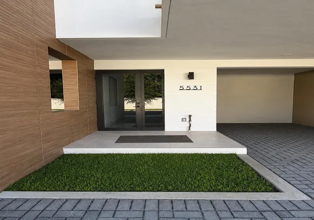 Photo 1 of Townhouse for sale at 5531 W Oak Way, Fort Lauderdale, FL 33314 | MLS# B26077974 | Listing updated on 2026-10-10