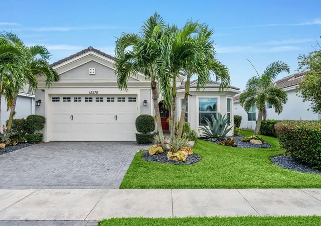 Photo 2 of Single family home for sale at 15978 Whippoorwill Cir, Loxahatchee, FL 33470 | MLS# B26078025 | Listing updated on 2026-10-10