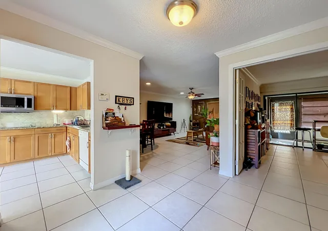 Photo 2 of Single family home for sale at 281 Amber Ct, Royal Palm Beach, FL 33411 | MLS# B26078065 | Listing updated on 2026-09-30