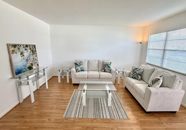 Photo 3 of Sale Pending at 114 Oakridge I #114, Deerfield Beach, FL 33442 | MLS# B26078096 | Listing updated on 2026-09-30