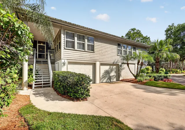 Townhouse for sale at 7194 Hawks View Trl, Port Saint Lucie, FL 34986 | MLS# B26078143